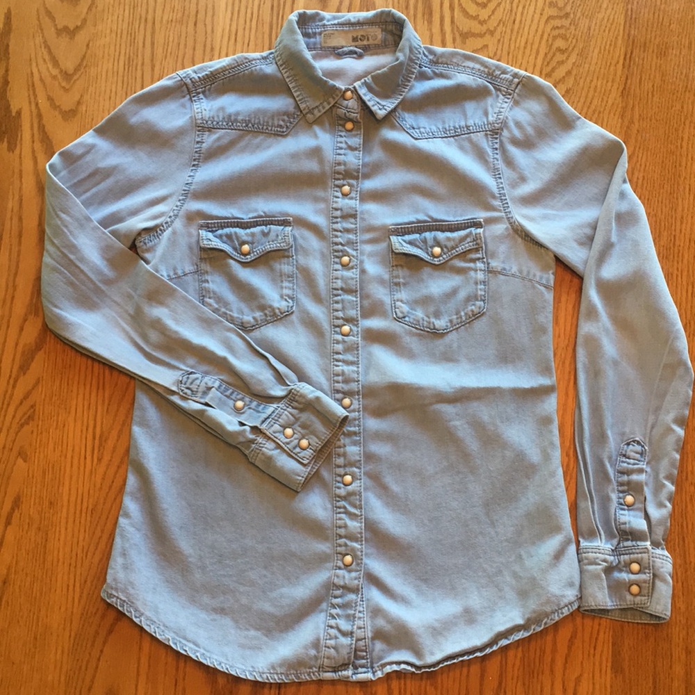 TOPSHOP chambray button down - Picture 2 of 3